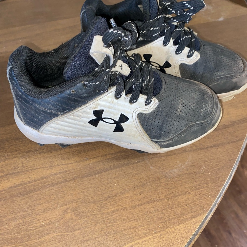 Under Armour Kids Black and White Baseball Cleats